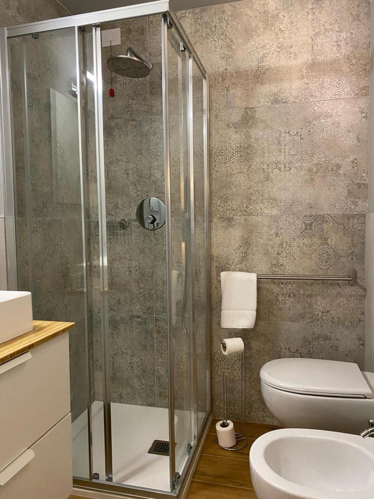 ברגמו Wish Rooms Charme&Relax מראה חיצוני תמונה