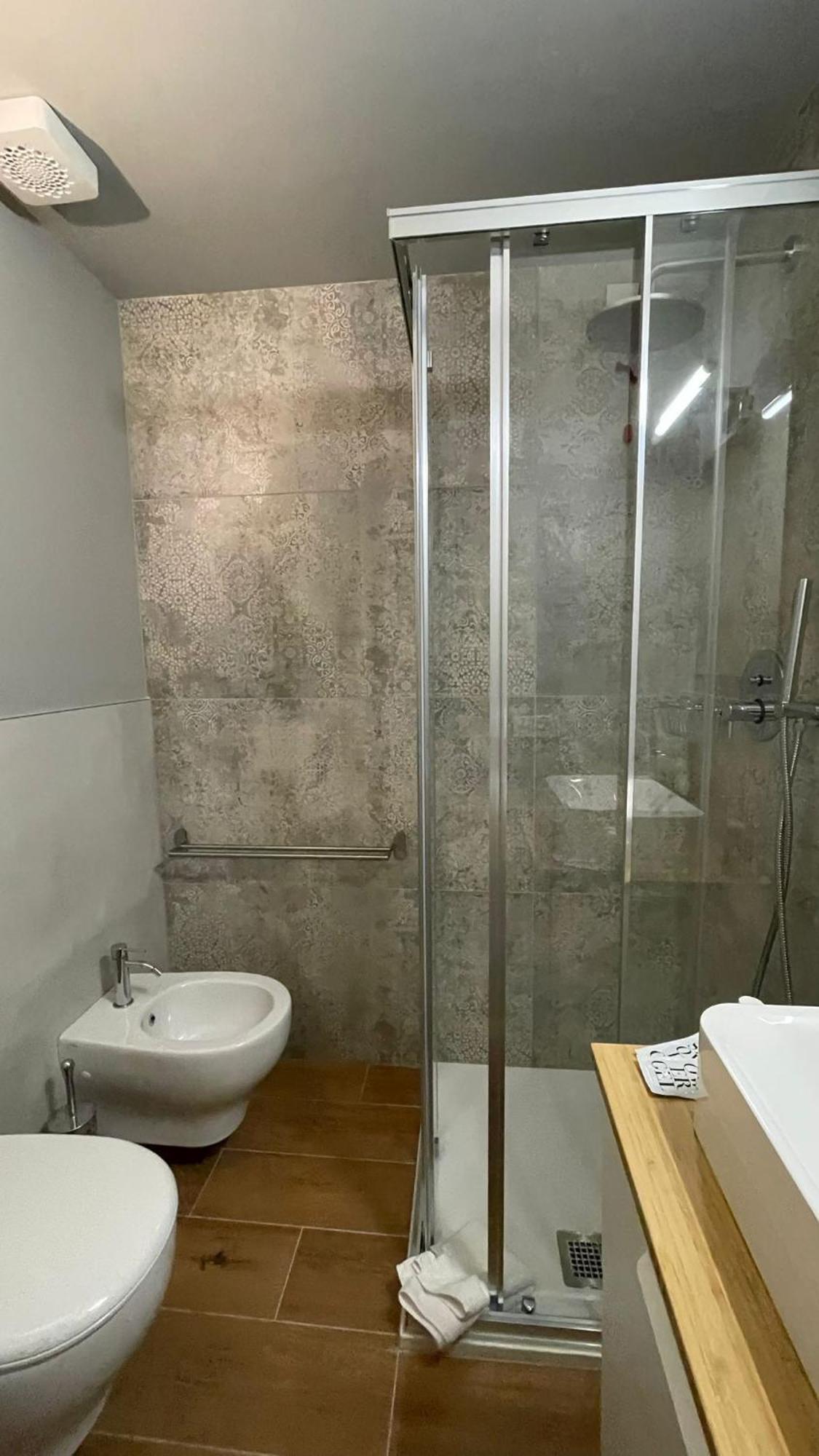 ברגמו Wish Rooms Charme&Relax מראה חיצוני תמונה
